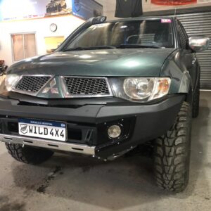 Bumper Mitsubishi L200 Triton 2008 +