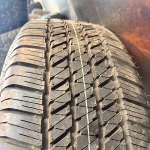 BRIDGESTONE DUELER HT 265/60 R18 CON LLANTA ORIGINAL